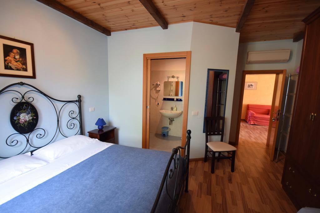Agriturismo Al Rifugio Divino Belvedere Ostrense Exteriör bild